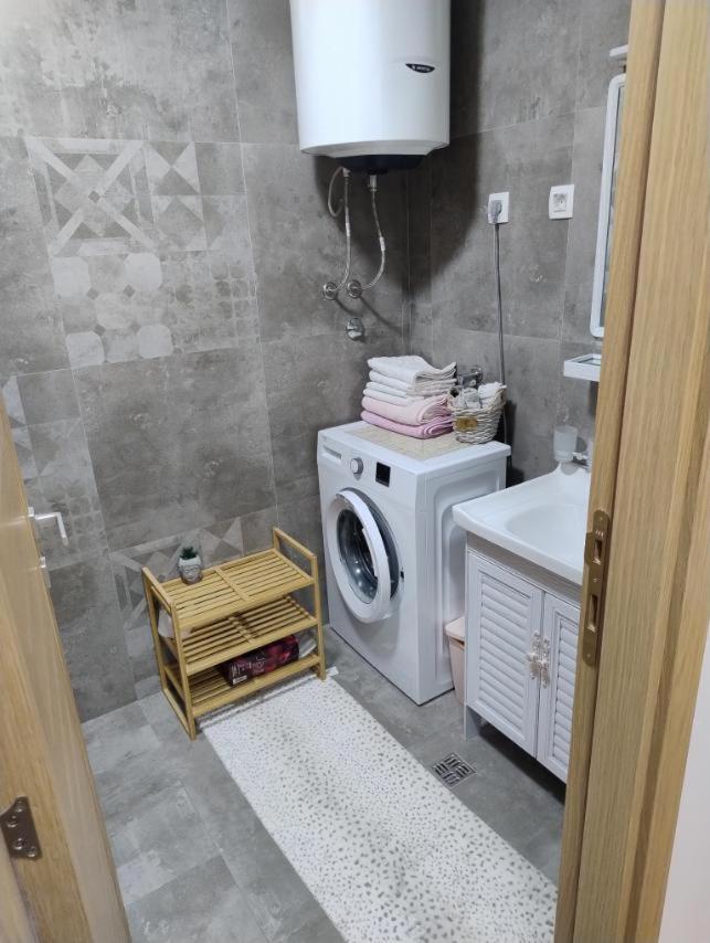 Lovely Apartment - Ljupki Stan Подгорица Екстериор снимка